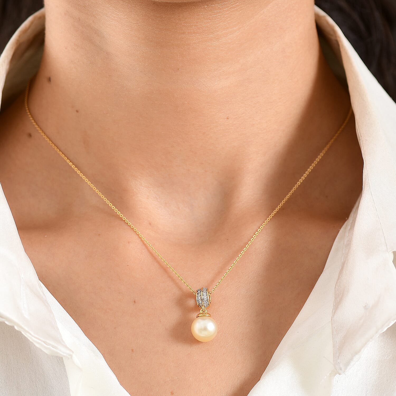 South Sea Pearl - Product card gallery slide 3 (10216343404857)