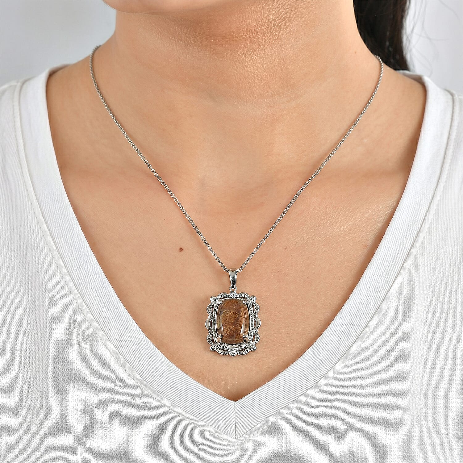 EverTrue Aqua Nueva Moss 14.30 ctw Pendant Necklace in Stainless Steel 20 Inches