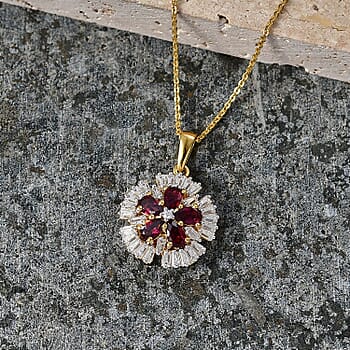 Magenta Garnet - Product card gallery slide 2 (10198323200313)