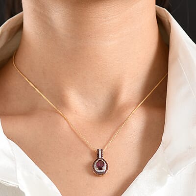 Magenta Garnet - Product card gallery slide 3 (10198325395769)