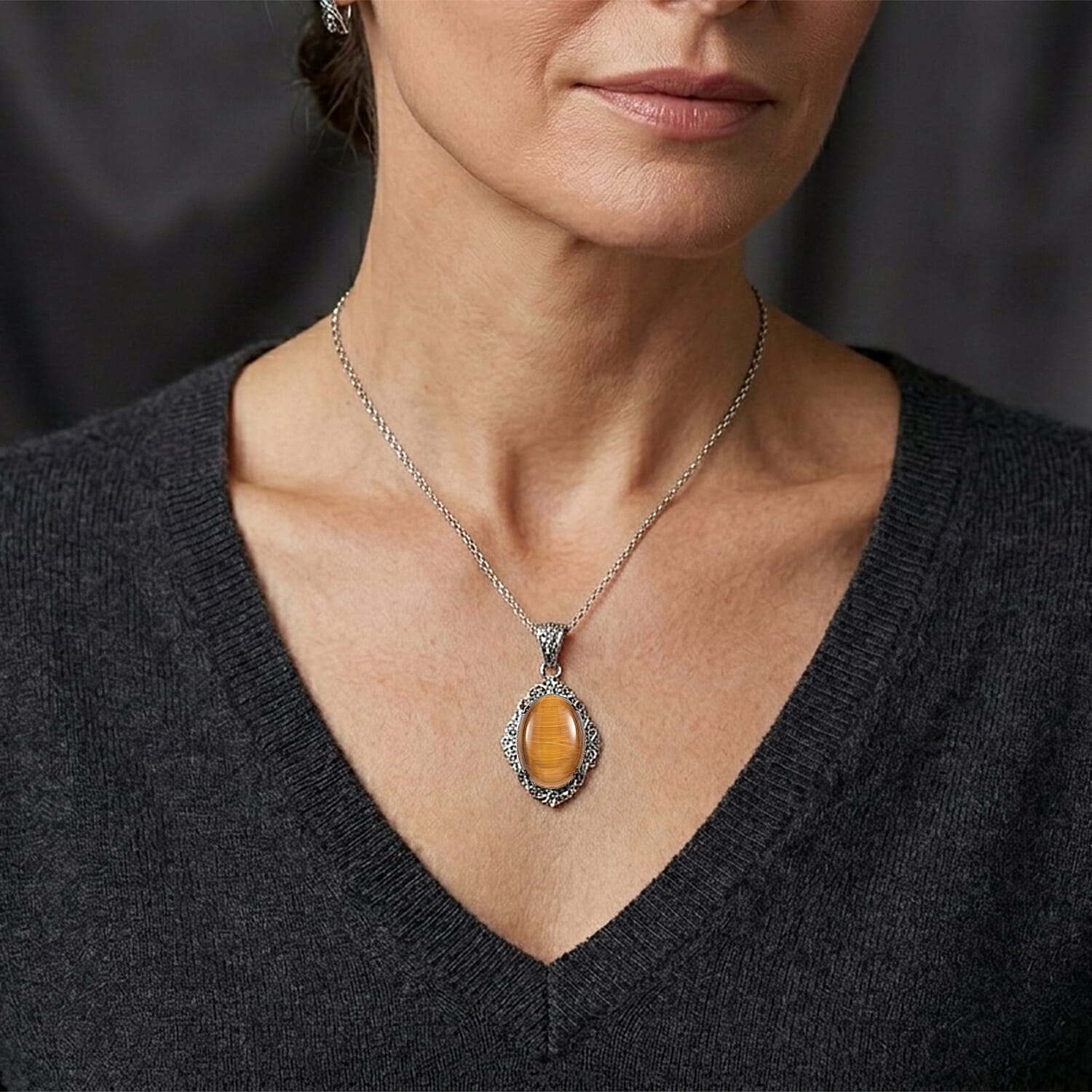 EverTrue Tiger Eye 48.70 ctw Pendant Necklace in Stainless Steel 20 Inches