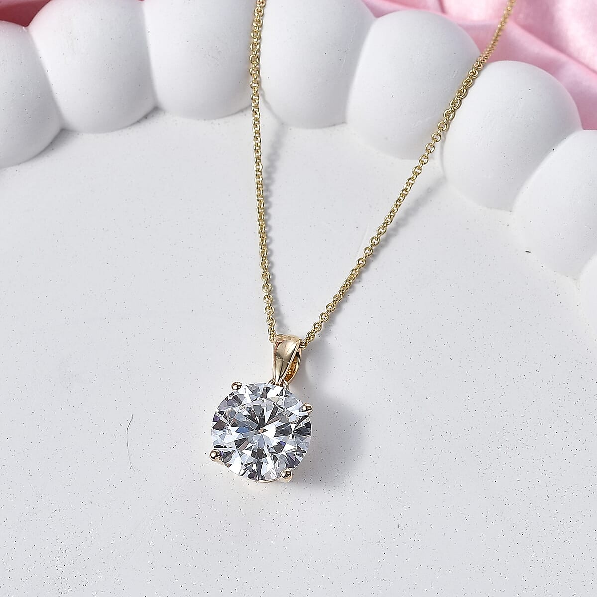 IGI Certified Luxuriant Lab Grown Diamond G VS 5.00 ctw Solitaire Pendant Necklace in 14K Yellow Gold 20 Inches (Ships in 10-12 Days) image number 1