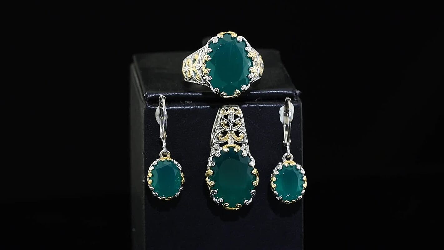 EverTrue Verde Onyx Solitaire Ring (Size 7.00), Pendant Without Chain and Earrings in 18K YG Plated and Platinum Bond 19.65 ctw