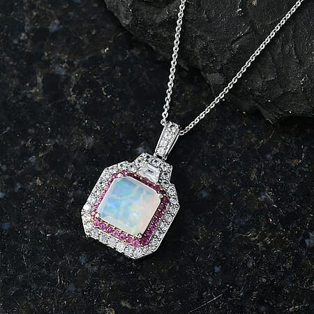 Ethiopian Welo Opal - Product card gallery slide 2 (10198322676025)