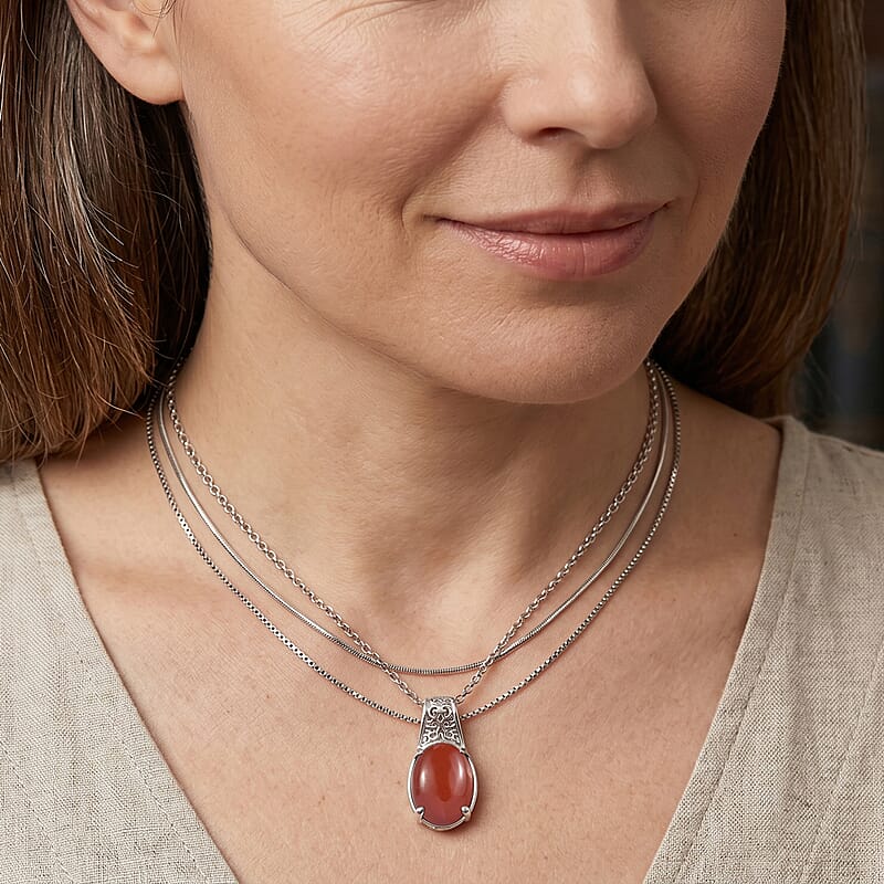 EverTrue Red Jasper 6.30 ctw Pendant Necklace in Stainless Steel 20 Inches