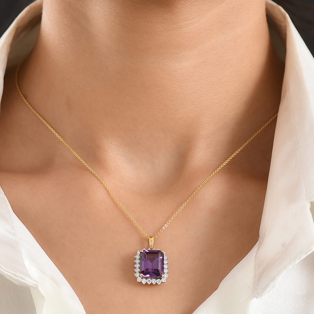 D'Joy Lab Grown Color Change Sapphire and Moissanite 9.25 ctw Pendant Necklace in 18K Vermeil Yellow Gold Over Sterling Silver 20 Inches image number 2