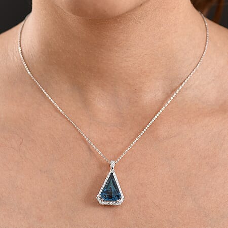 London Blue Topaz - Product card gallery slide 3 (10287289106745)