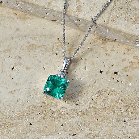 Lab Grown Emerald - Product card gallery slide 2 (10211090530617)