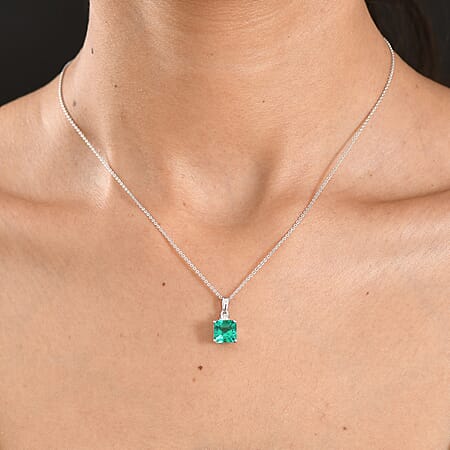 Lab Grown Emerald - Product card gallery slide 3 (10211090530617)