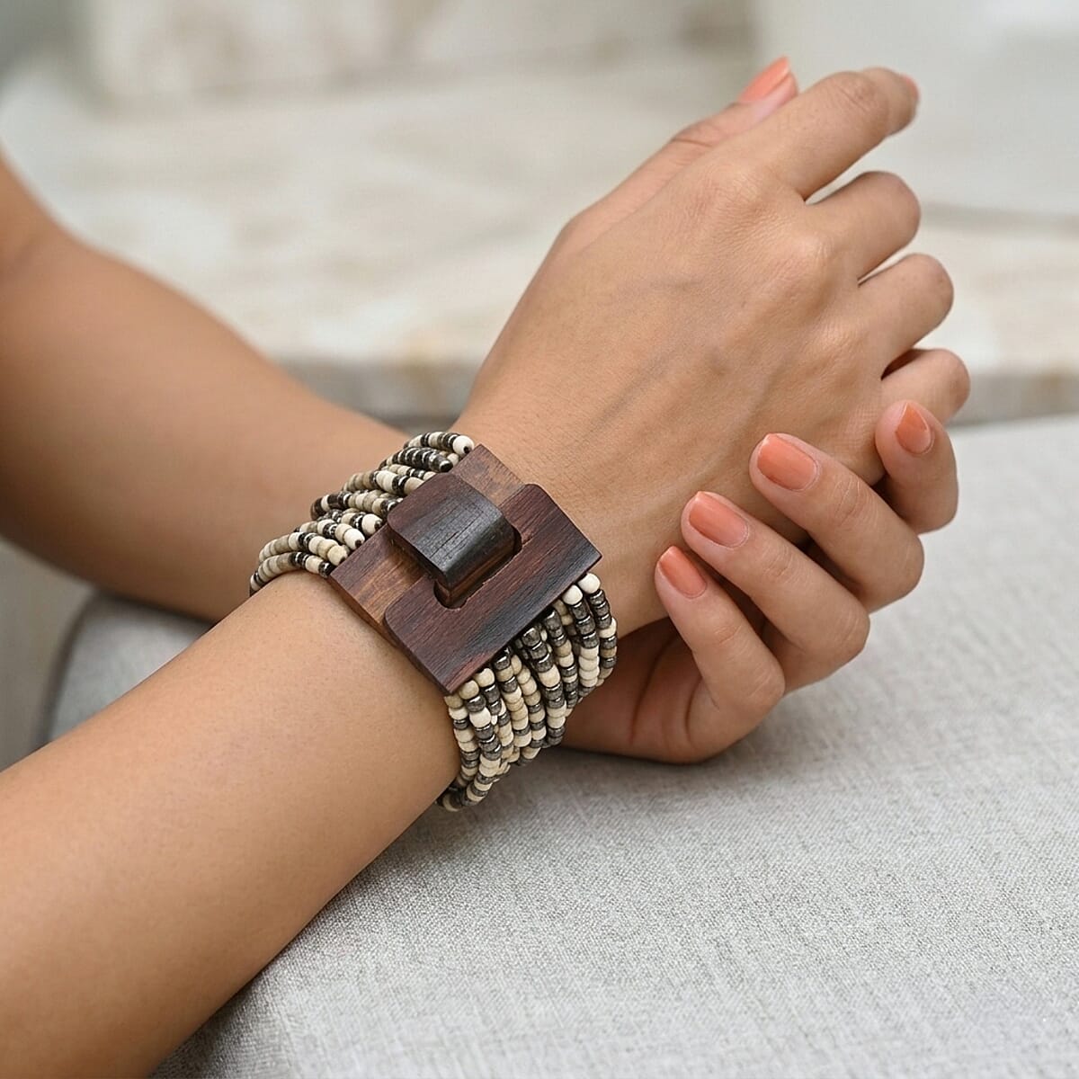 Set of 3 - Multi Strand Seed Bead Bracelet with Wooden Claps image number 3