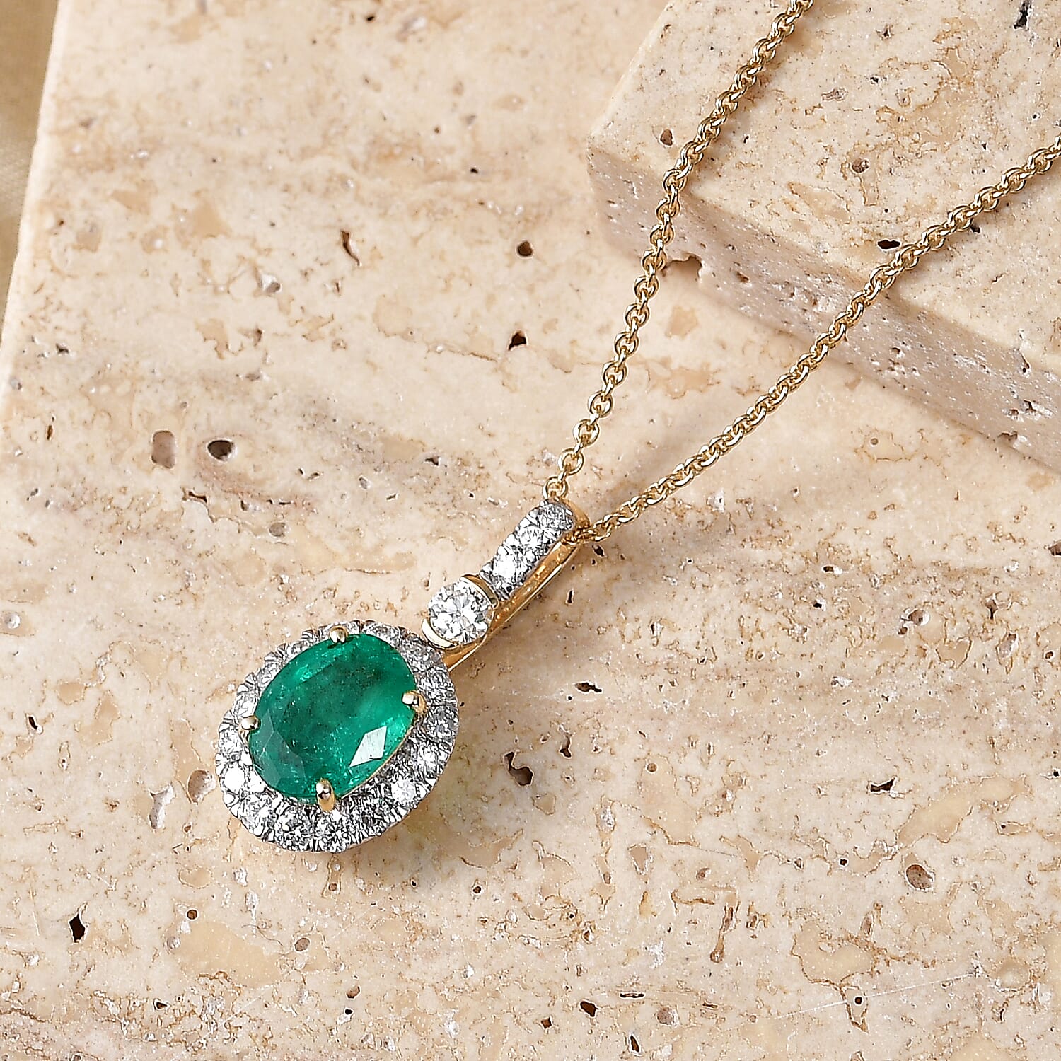 Certified & Appraised Luxoro AAA Kagem Zambian Emerald and Diamond I2 2.35 ctw Pendant Necklace in 10K Yellow Gold 20 Inches
