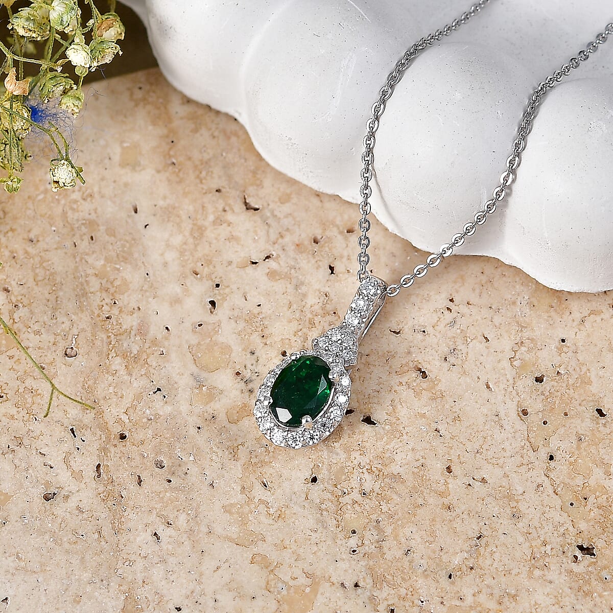 Certified & Appraised Premium Tsavorite Garnet and Luxuriant Lab Grown Diamond G-H SI 1.10 ctw Pendant Necklace in Rhodium Over Sterling Silver (18 Inches) image number 1