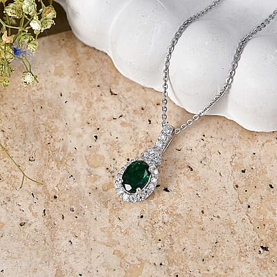 Tsavorite Garnet - Product card gallery slide 2 (10209443053881)