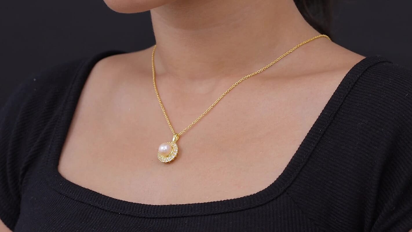 EverTrue Pink Freshwater Pearl, White Zircon Crown of Light Pendant in 18K YG Plated with ION Plated YG Stainless Steel Necklace (20 Inches) 0.50 ctw