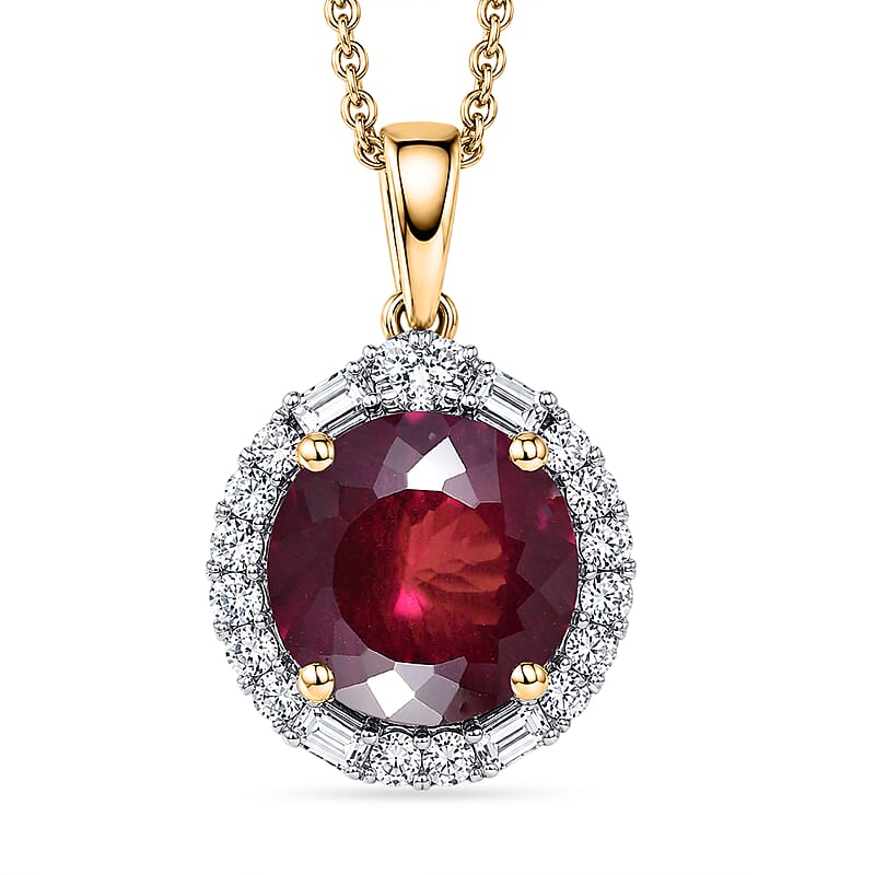 AAA Usambara Color Change Garnet and Luxuriant Lab Grown Diamond G-H SI 2.75 ctw Pendant Necklace in 10K Yellow Gold (18 Inches)
