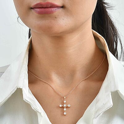 Pendant with Chain (Size 20) Stainless Steel 1.02 ctw