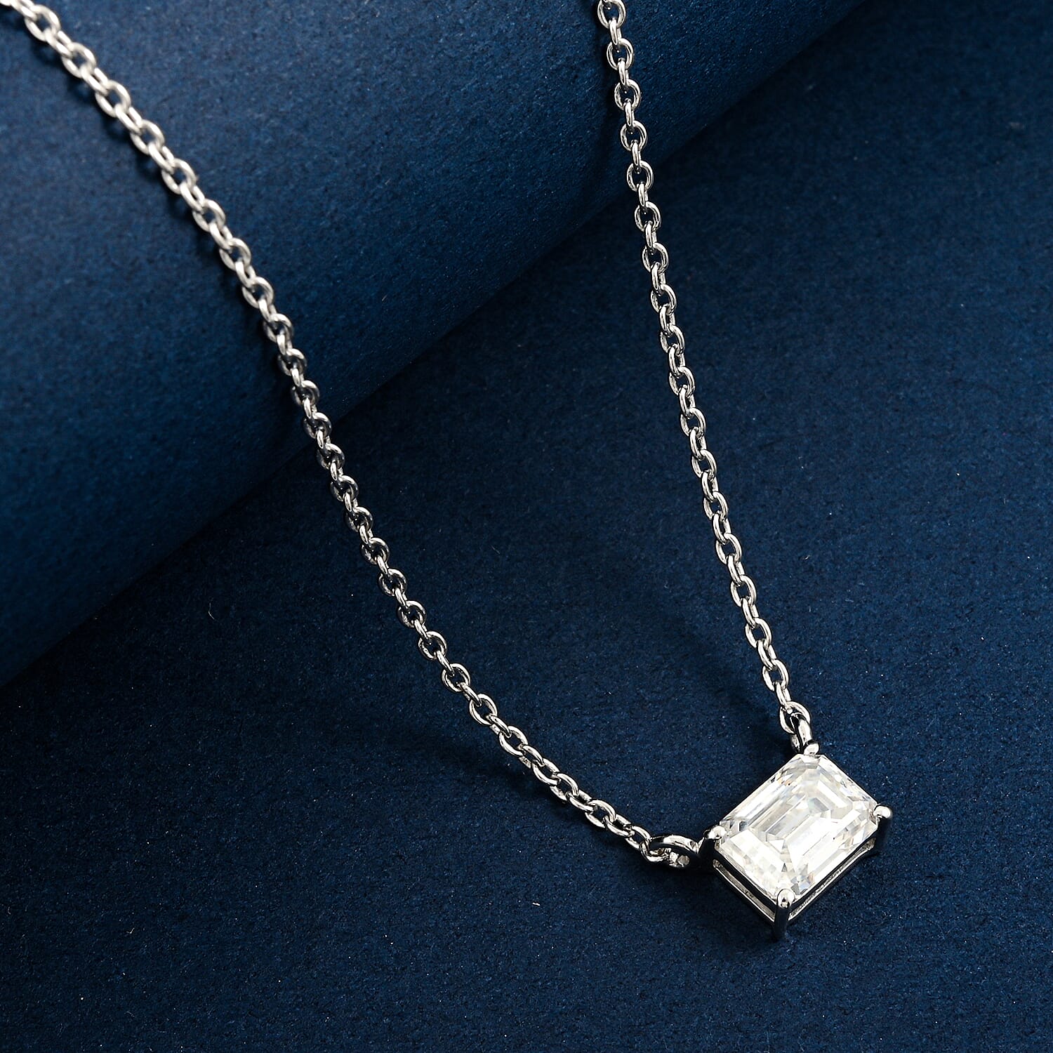 Moissanite  2.00 ctw Pendant Necklace in Sterling Silver 18-20 Inches