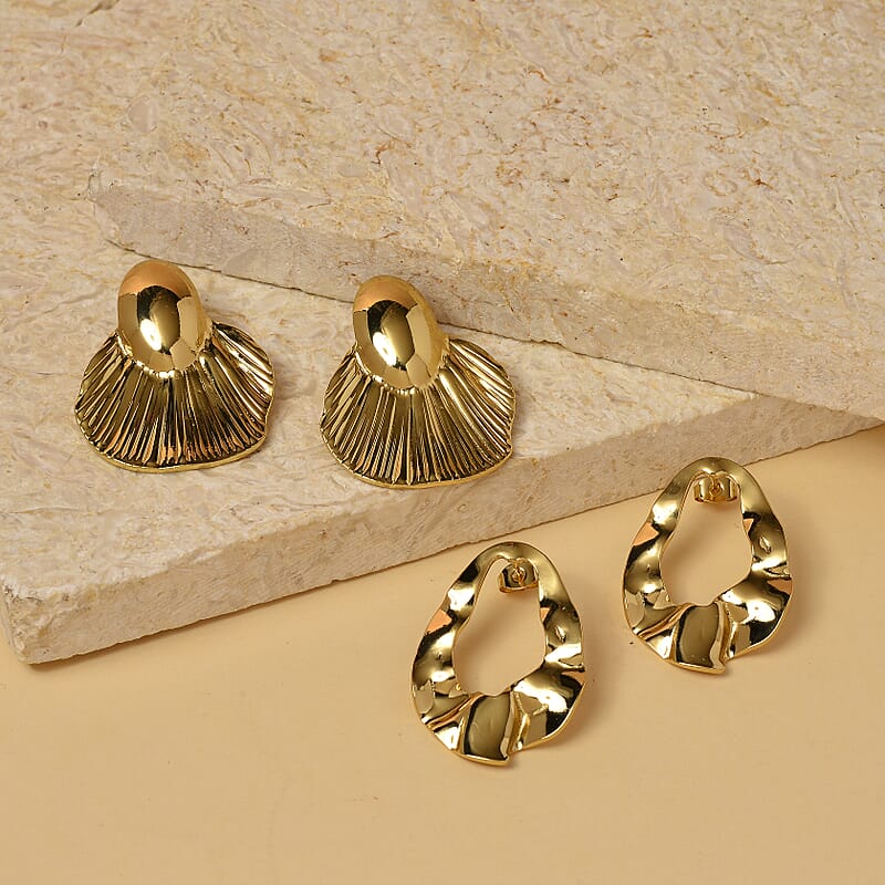 Set of 2 Dangle Earrings in ION Plated YG Stainless Steel