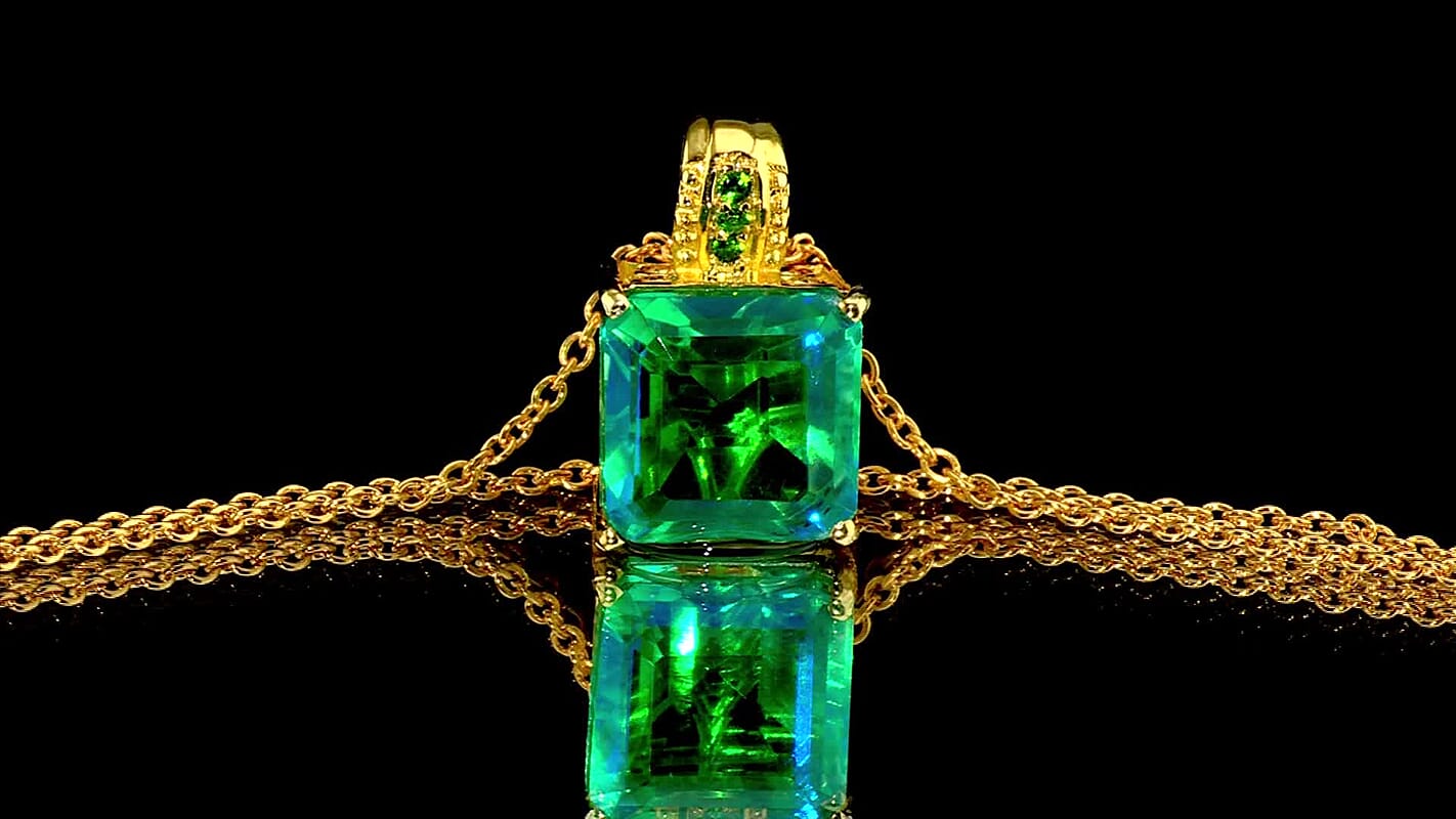EverTrue Peacock Quartz, Chrome Diopside Peacock Horizon Pendant in 18K YG Plated with ION Plated YG Stainless Steel Necklace (20 Inches) 9.75 ctw
