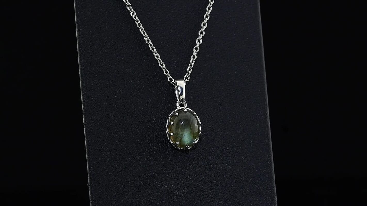 D''Joy Black Jade Pendant in Rhodium Over Sterling Silver with Stainless Steel Necklace (20 Inches) 3.30 ctw