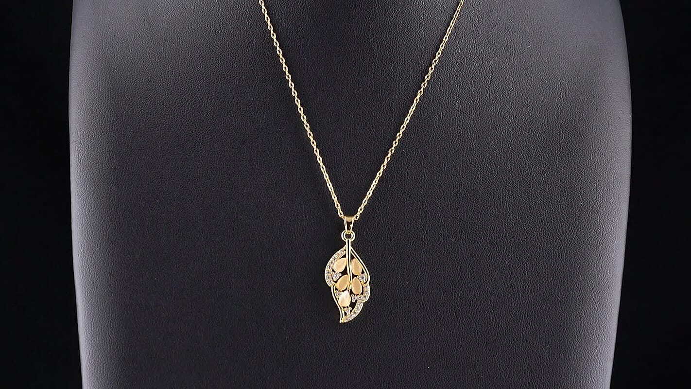Lab Created White Cat''s Eye, Simulated Diamond Pendant in Goldtone with ION Plated YG Stainless Steel Necklace (16-18 Inches) 4.00 ctw