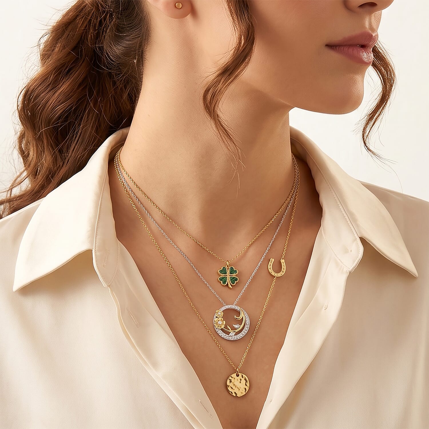 Luxuriant Lab Grown Diamond G-H SI 1.00 ctw Flower Circle Pendant Necklace (20 Inches) in 18K Vermeil YG and Rhodium Over Sterling Silver