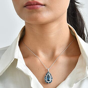 London Blue Topaz - Product card gallery slide 2 (10290865602873)