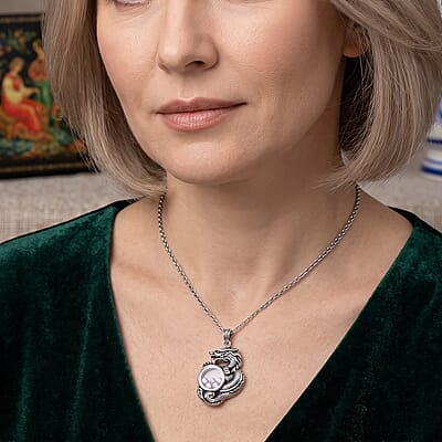 Austrian Crystal Dragon Pendant Necklace in Stainless Steel 20-22 Inches