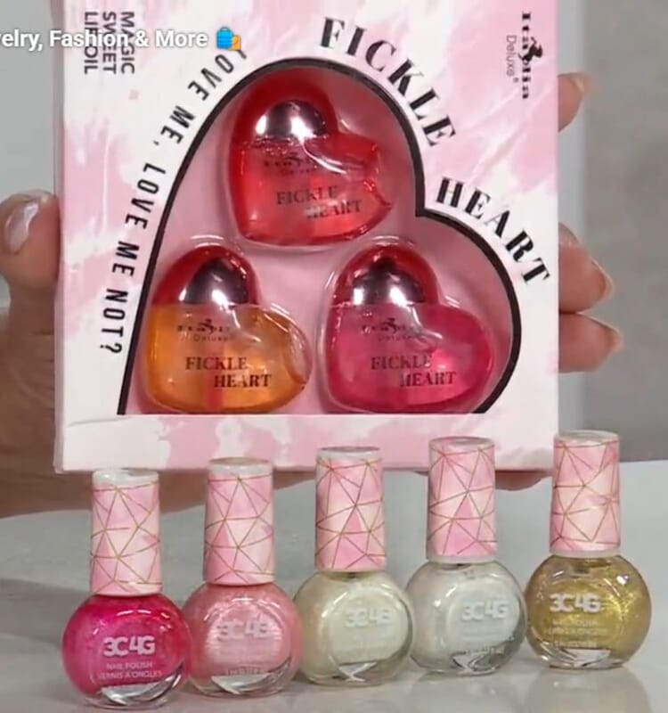 Closeout 3C4G 5pc Nail Polish Set with Fickle Heart Magic Lip Oil
