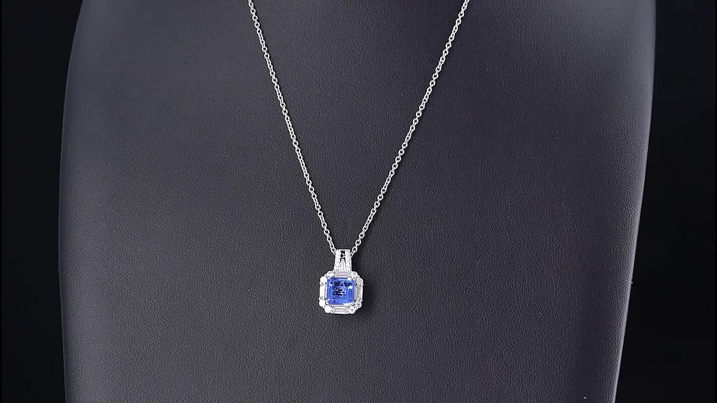 EverTrue Color Change Fluorite, Moissanite Pendant in Platinum Bond with Stainless Steel Necklace (20 Inches) 3.80 ct