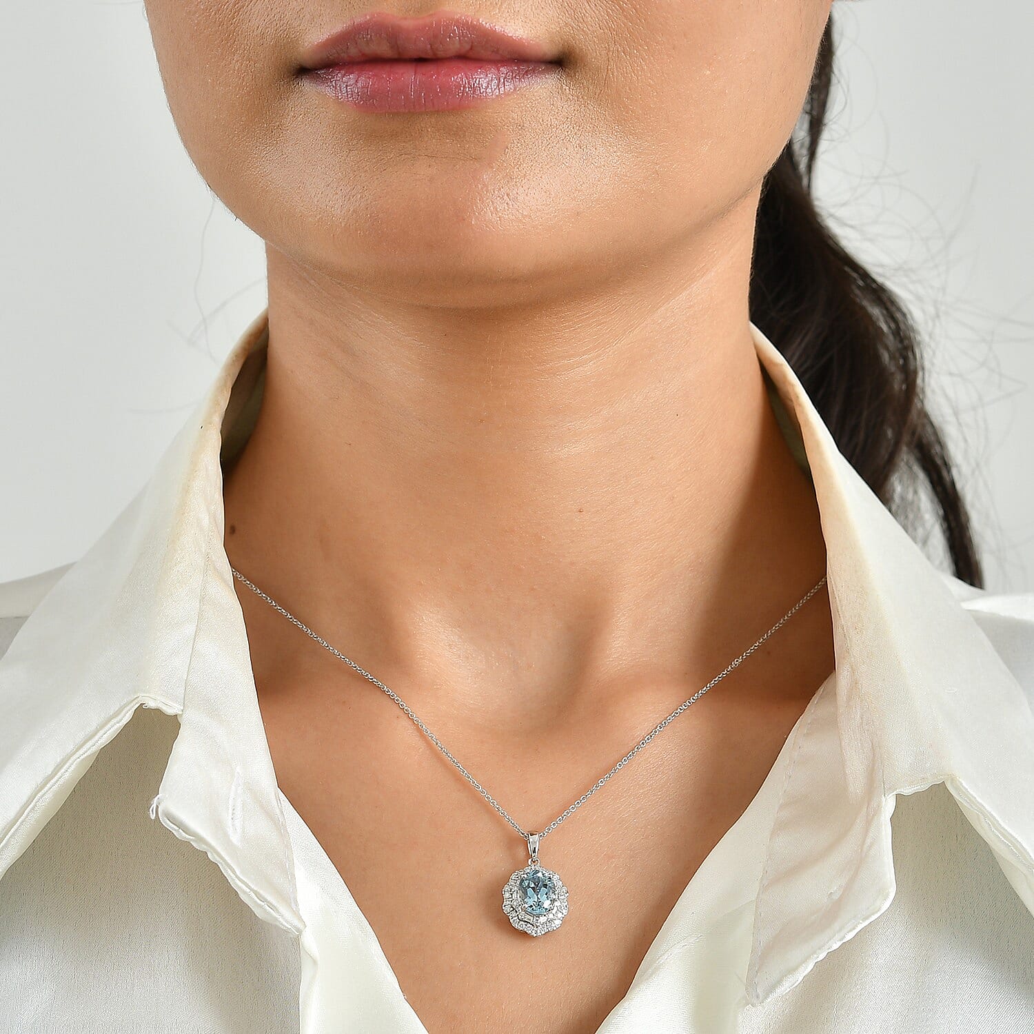 Certified & Appraised Luxoro AAA Santa Maria Aquamarine and Diamond I2 2.30 ctw Pendant Necklace in 10K White Gold 18 Inches