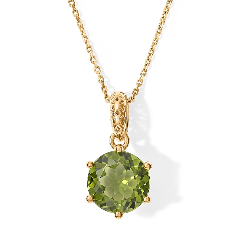 Premium Hebei Peridot 1.80 ctw Pendant Necklace in 10K Yellow Gold 20 Inches
