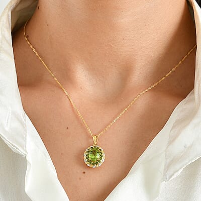 D'Joy Hebei Peridot and Chrome Diopside 2.30 ctw Pendant Necklace (20 Inches) in Rhodium and 18K Vermeil YG Over Sterling Silver
