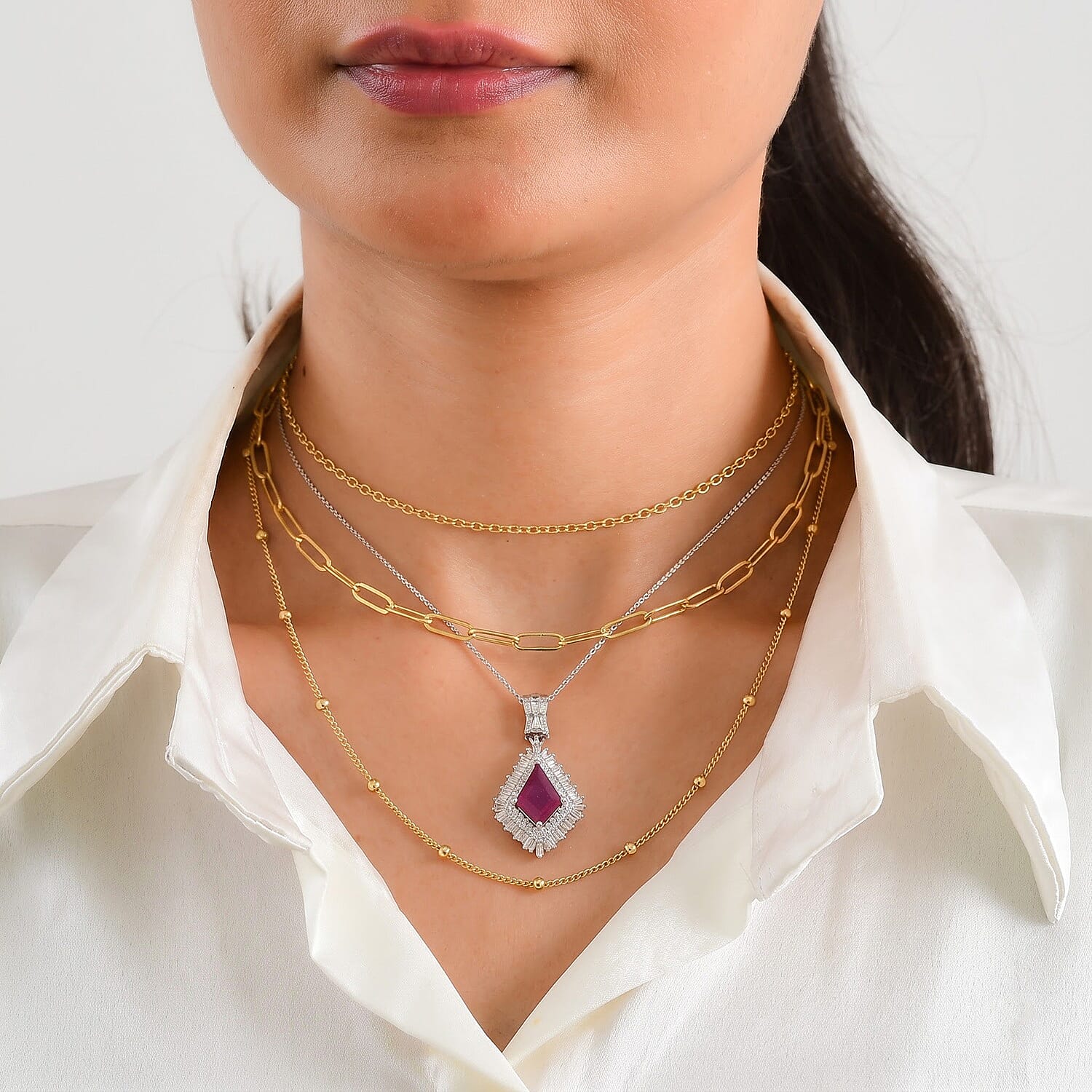 D'Joy Premium Niassa Ruby (FF) and Moissanite 6.40 ctw Crimson Majesty Pendant Necklace (20 Inches) in Rhodium Over Sterling Silver