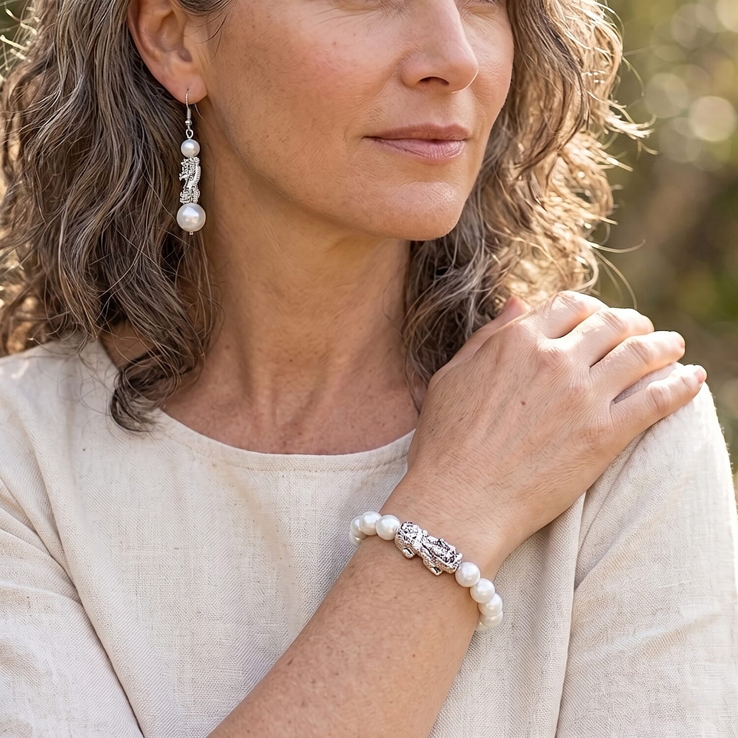 White Shell Pearl Bracelet (7-7.5In) and Earrings in Silvertone