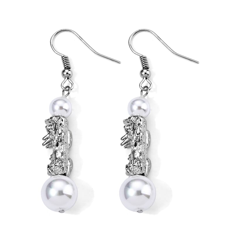 White Shell Pearl Bracelet (7-7.5In) and Earrings in Silvertone