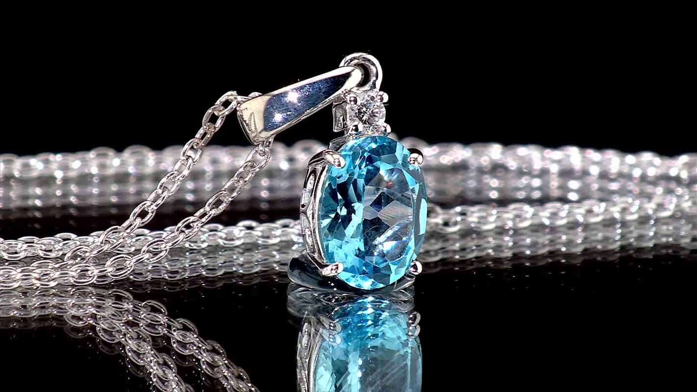 Premium Swiss Blue Topaz, Luxuriant Lab Grown Diamond (SI) Pendant Necklace (20 Inches) in Rhodium Over Sterling Silver 1.50 ctw