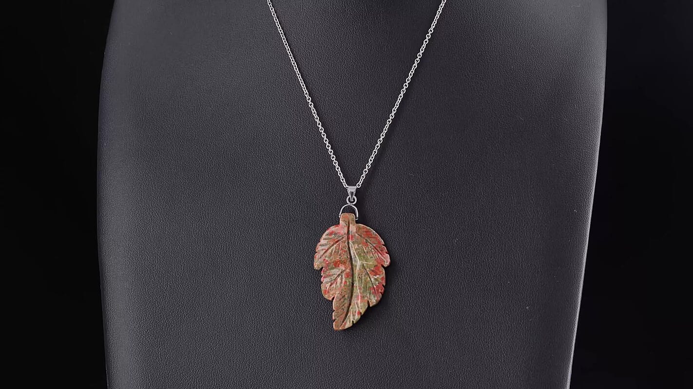 Unakite 15.00 ctw Leaf Pendant Necklace (20 Inches) in Stainless Steel