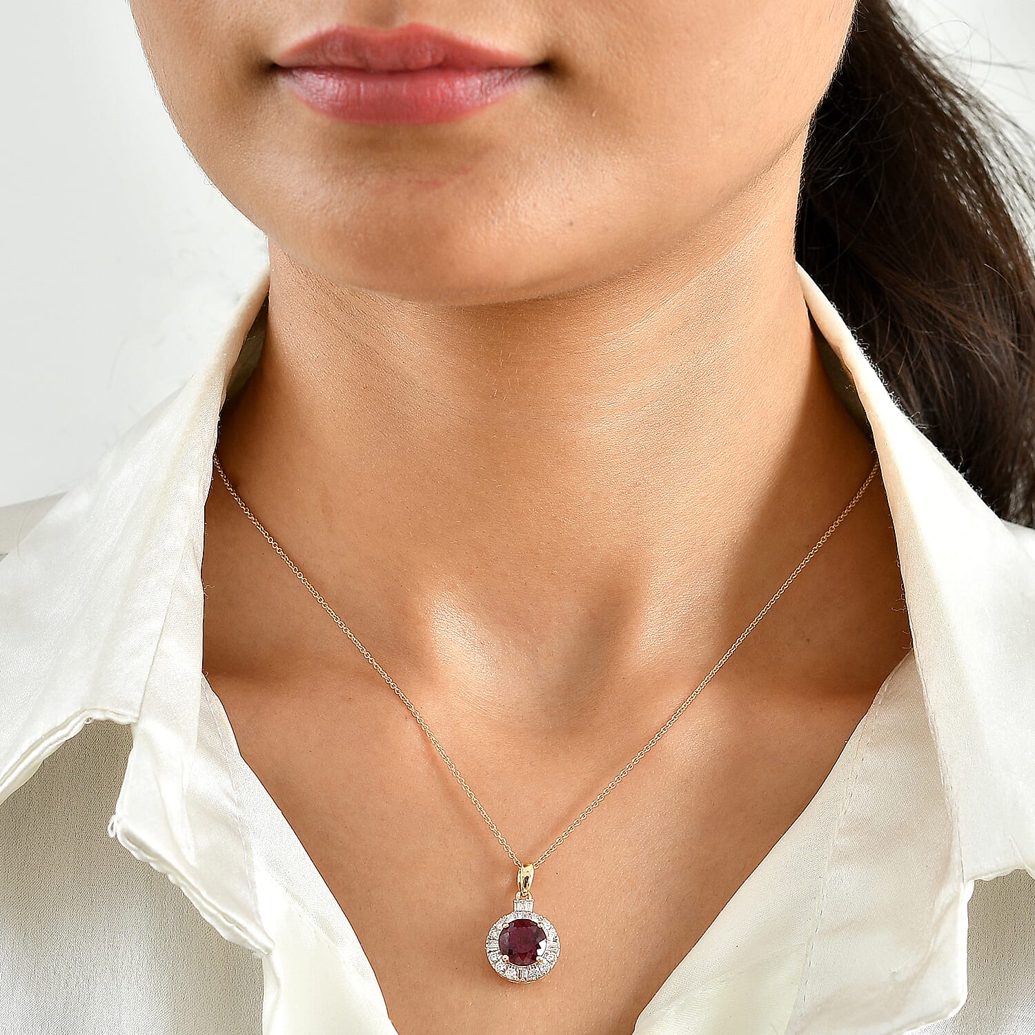 Certified & Appraised AAA Usambara Color Change Garnet and Luxuriant Lab Grown Diamond GH SI 3.50 ctw Pendant Necklace in 10K Yellow Gold 18 Inches