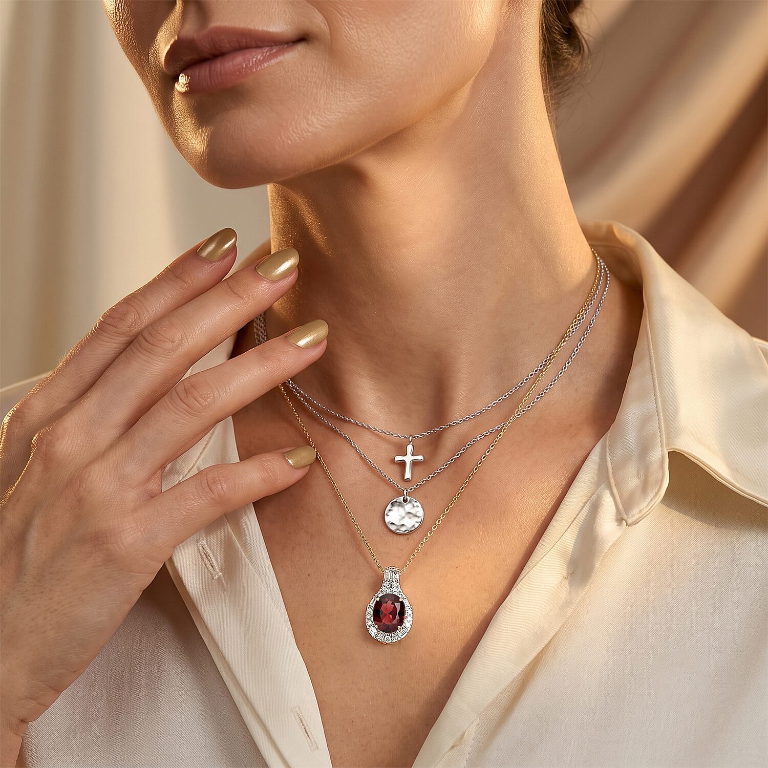 Certified & Appraised AAA Usambara Color Change Garnet and Luxuriant Lab Grown Diamond GH SI 3.90 ctw Pendant Necklace in 10K Yellow Gold 18 Inches
