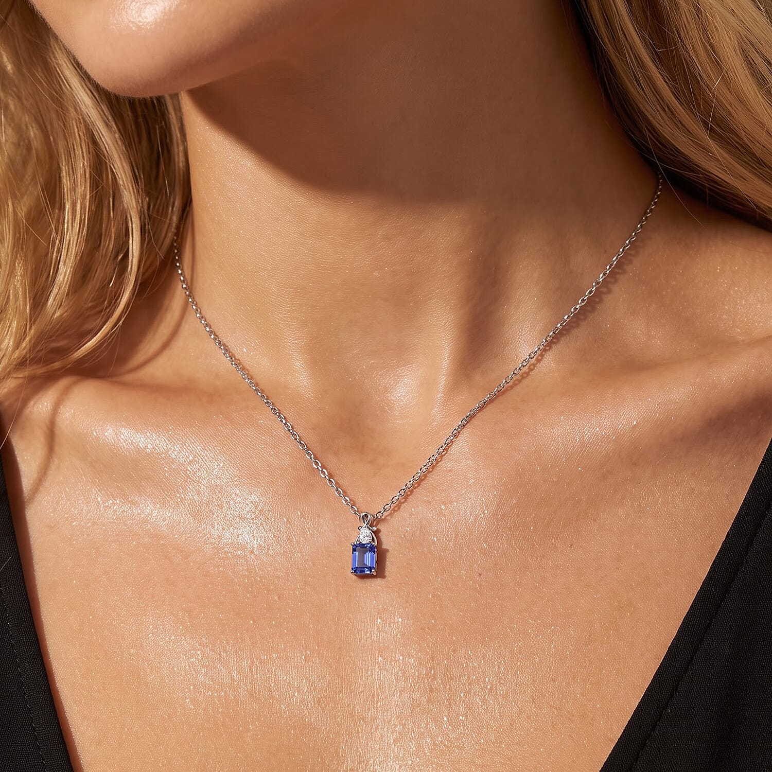 EverTrue Color Change Fluorite and Simulated Diamond 3.50 ctw Pendant in Platinum Bond with Stainless Steel Necklace 20 Inches