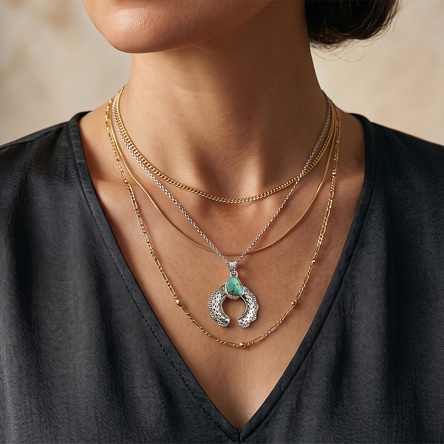 D'Joy Royal Hubei Blue Turquoise 5.35 ctw Pendant in Sterling Silver with Stainless Steel Necklace (20 Inches)