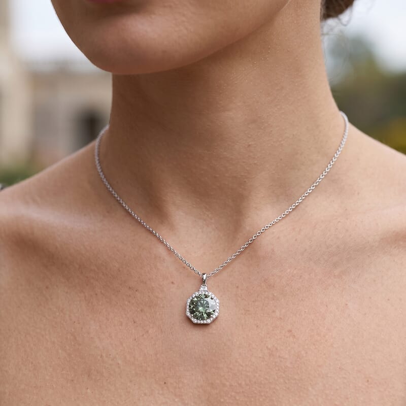 Certified and Appraised D'Joy Mint Green and White Moissanite 10.40 ctw Pendant Necklace (20 Inches) in Rhodium Over Sterling Silver