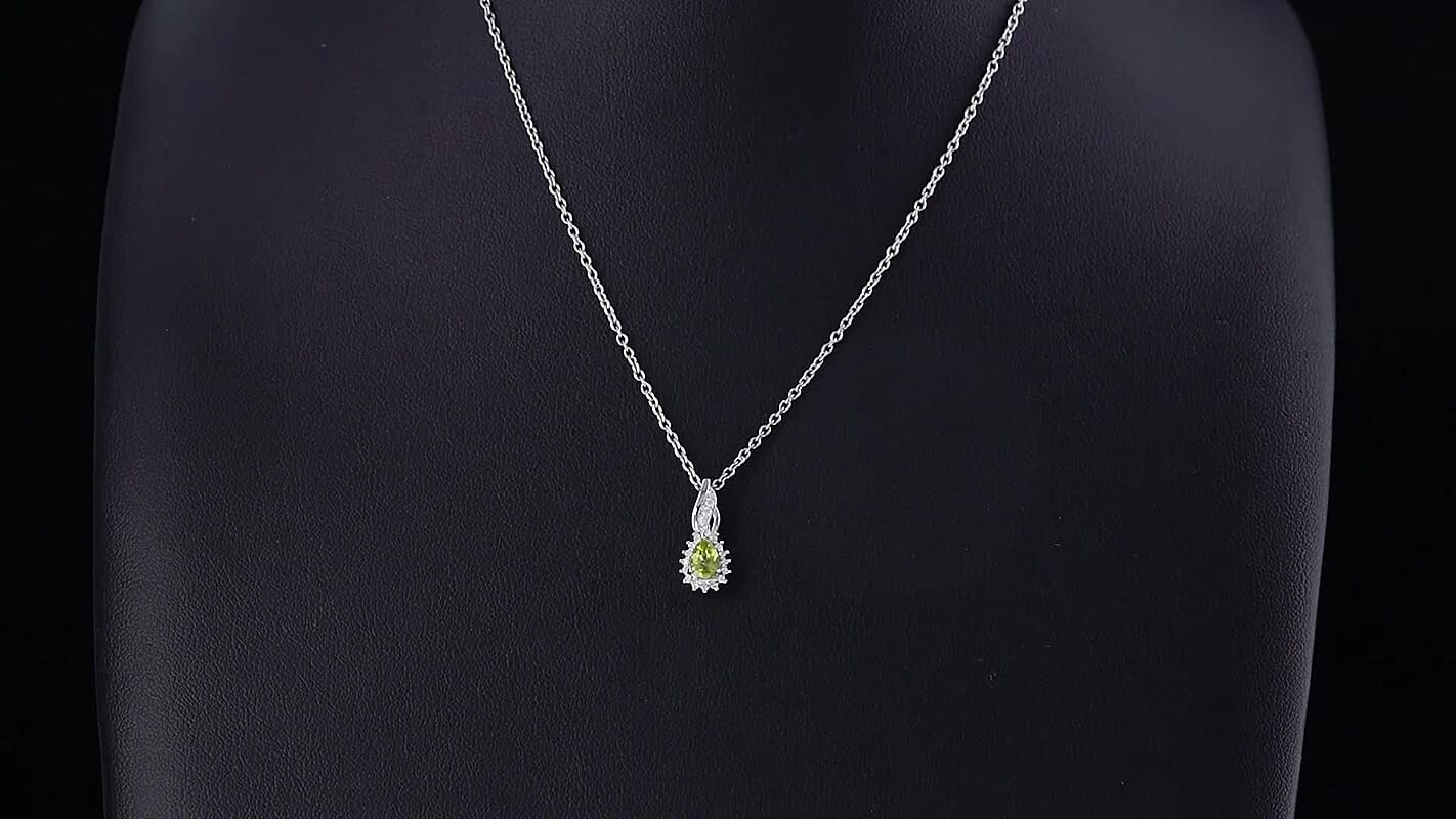 EverTrue Chrome Diopside and Simulated Diamond 0.65 ctw Pendant in Platinum Bond with Stainless Steel Necklace 20 Inches