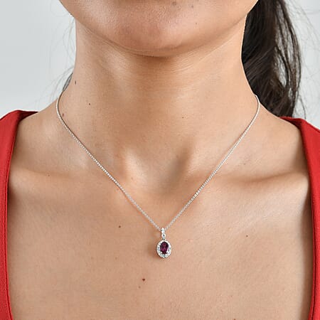 Radiant Ember Garnet - Product card gallery slide 2 (10331008958777)