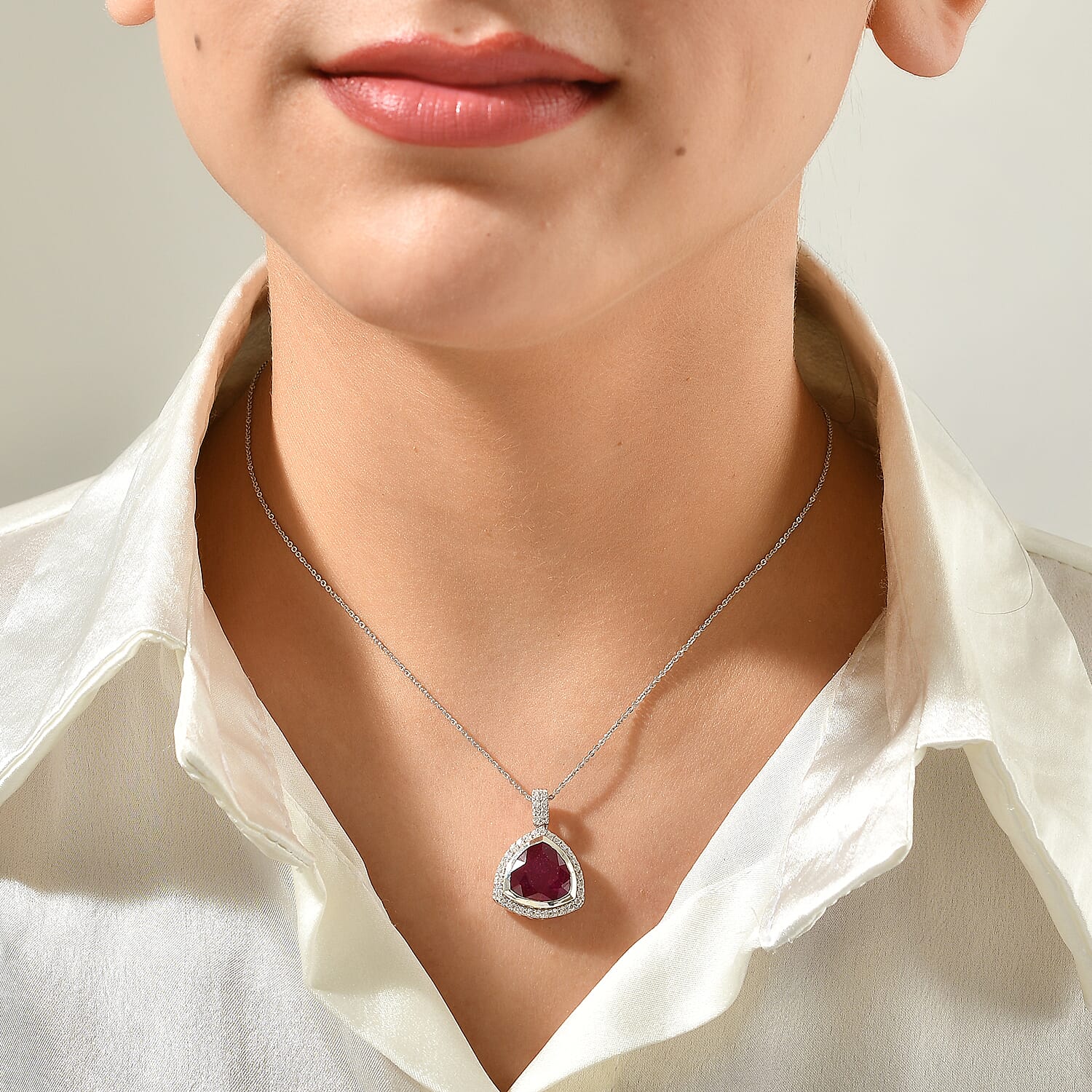 Certified and Appraised D'Joy Premium Niassa Ruby(FF) and Moissanite 8.20 ctw Pendant Necklace (18 Inches) in Rhodium Over Sterling Silver