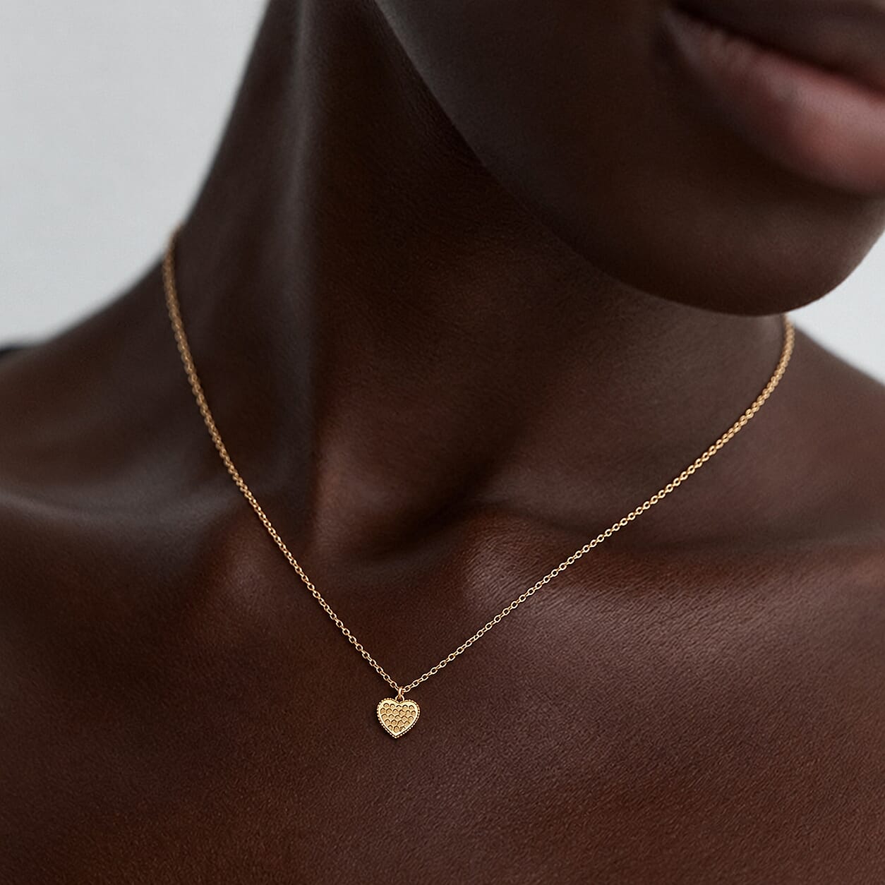 Italian Golden Honeycomb Heart Pendant Necklace in 10K Yellow Gold (18-20 Inches) 1.18 Grams