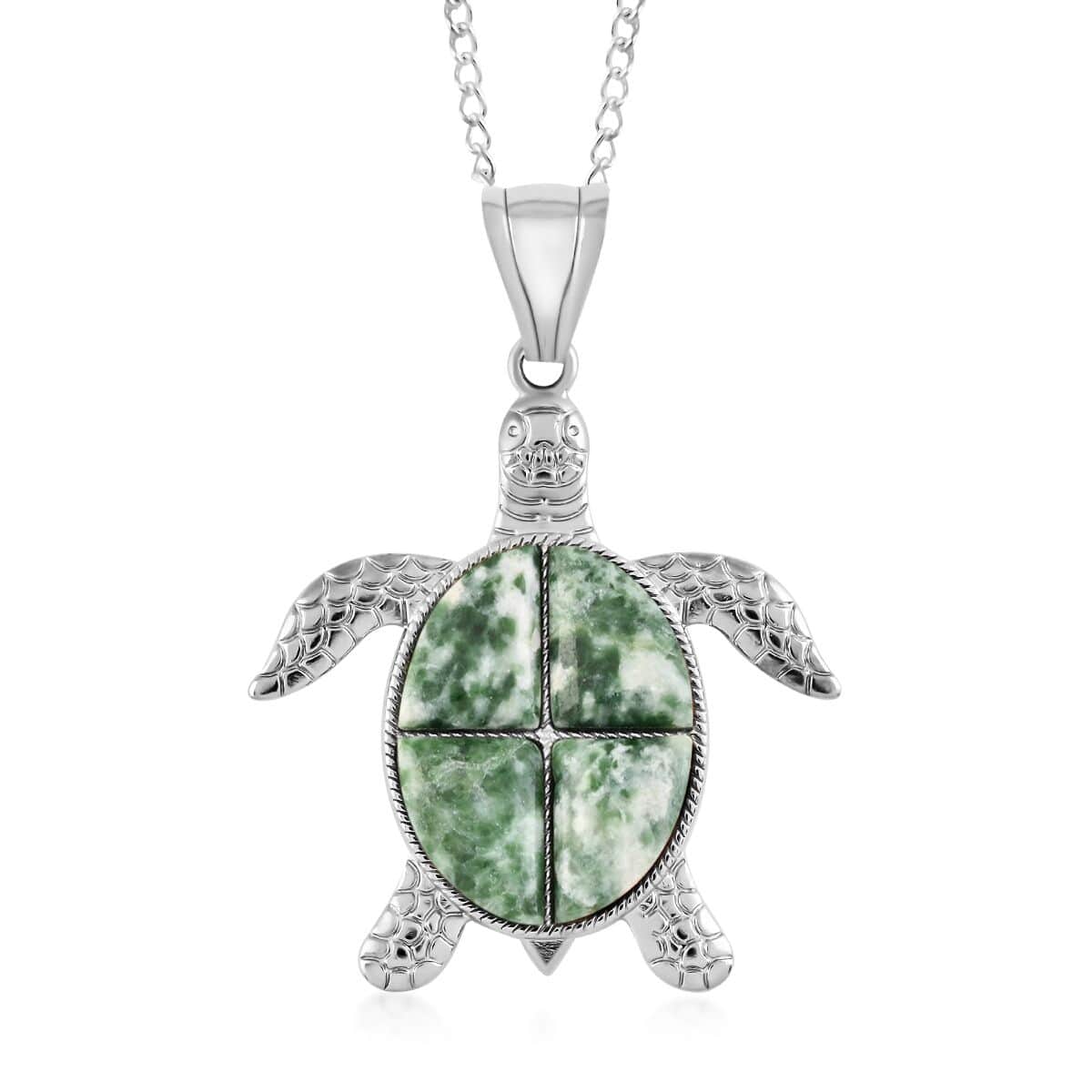 Green Agate Turtle Pendant Necklace 18 Inches in Silvertone 10.35 ctw image number 0