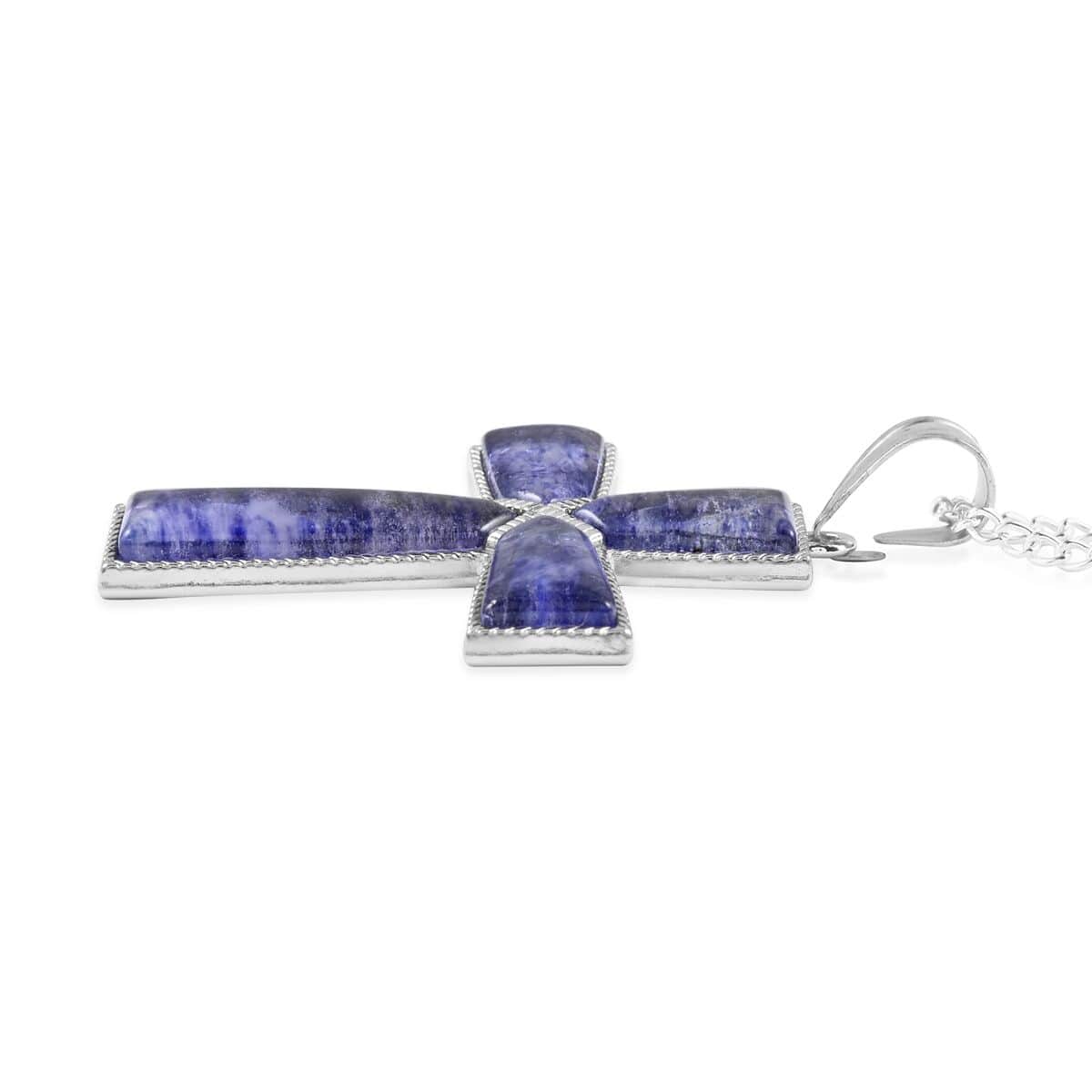 Blue Berry Quartz Cross Pendant Necklace 18 Inches in Silvertone 12.25 ctw image number 3