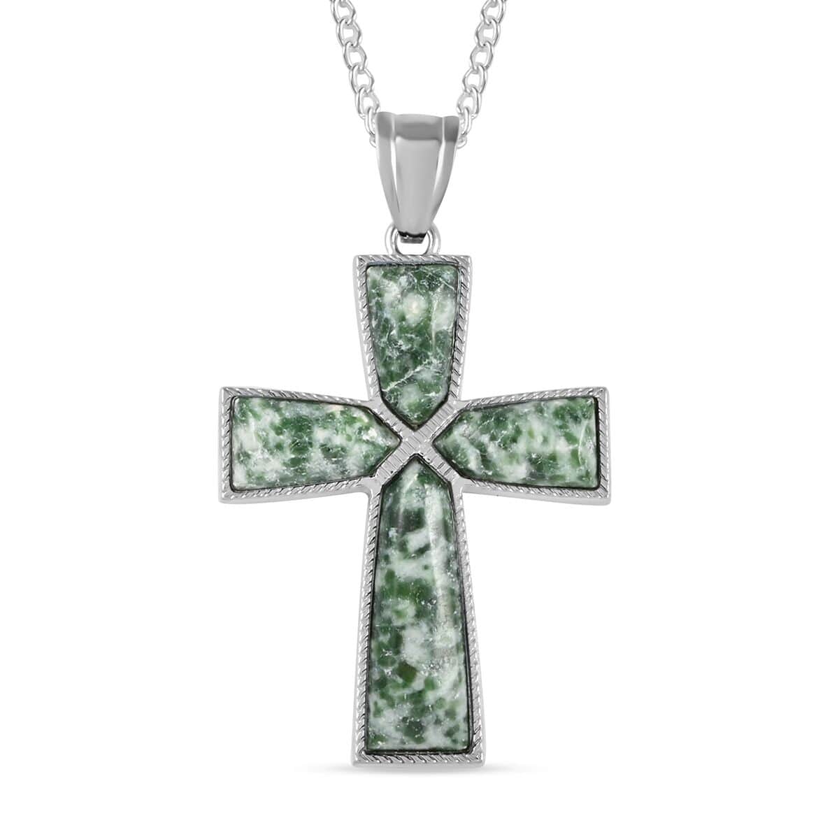 Green Agate Cross Pendant Necklace 18 Inches in Silvertone 12.25 ctw image number 0